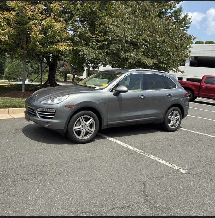 2014 Porsche 958 Cayenne Diesel - Image 2 of 31