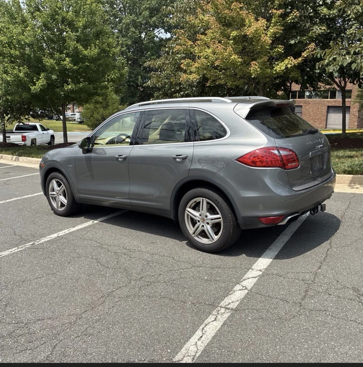 2014 Porsche 958 Cayenne Diesel - Image 4 of 31