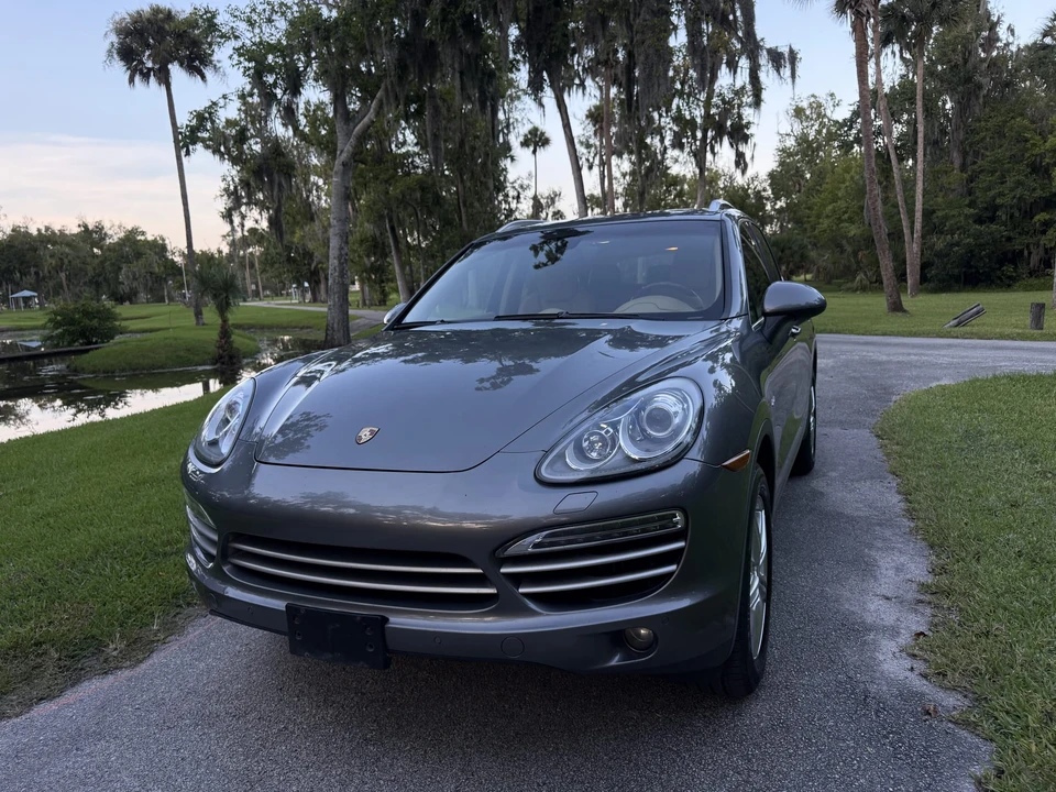 2014 Porsche 958 Cayenne Diesel - Image 10 of 31