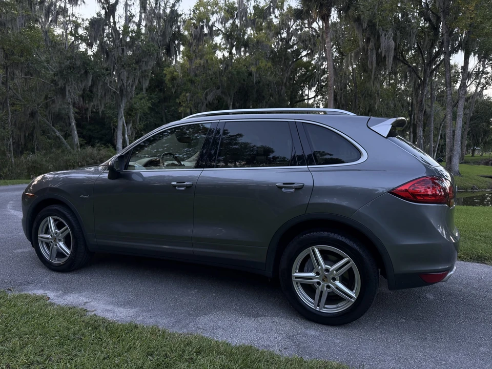 2014 Porsche 958 Cayenne Diesel - Image 14 of 31