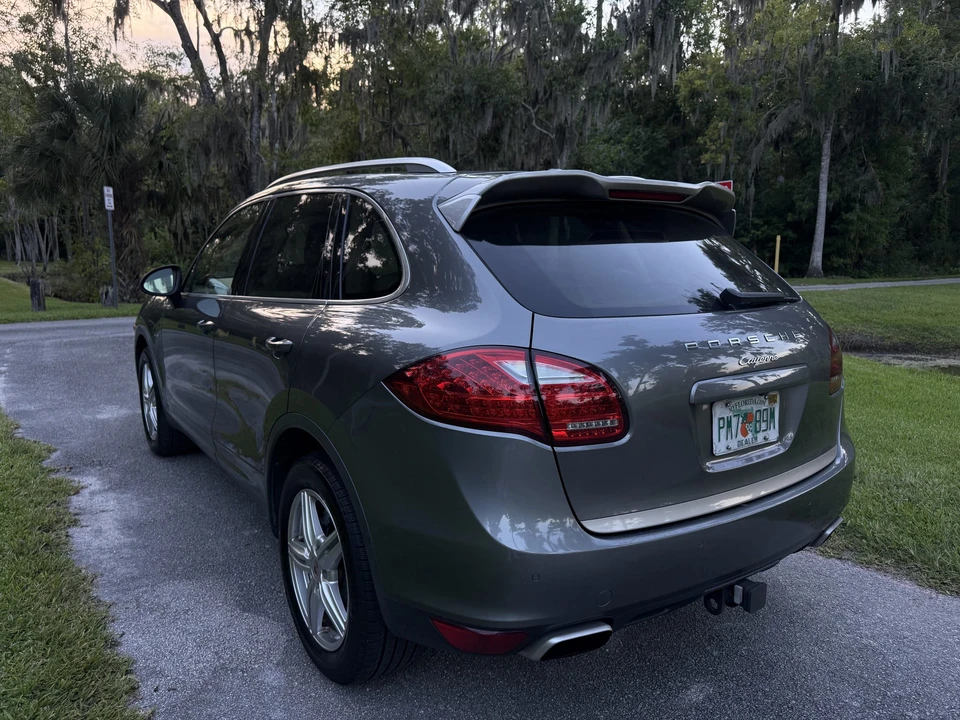 2014 Porsche 958 Cayenne Diesel - Image 16 of 31