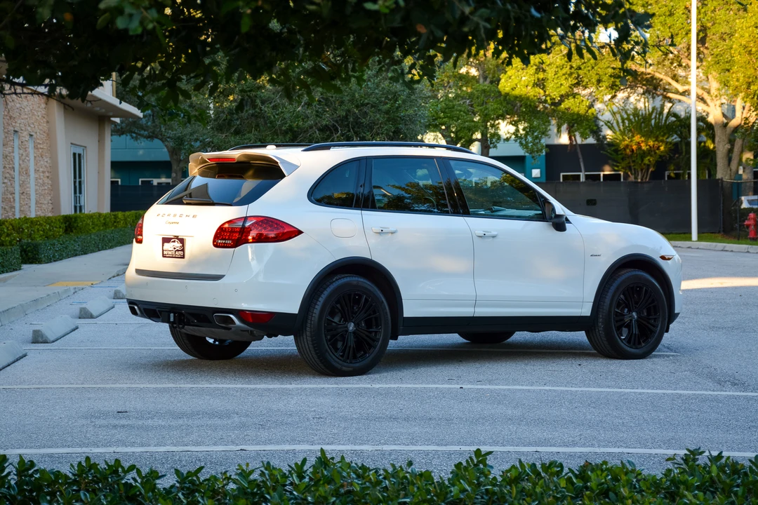2014 Porsche 958 Cayenne Diesel - Image 11 of 31