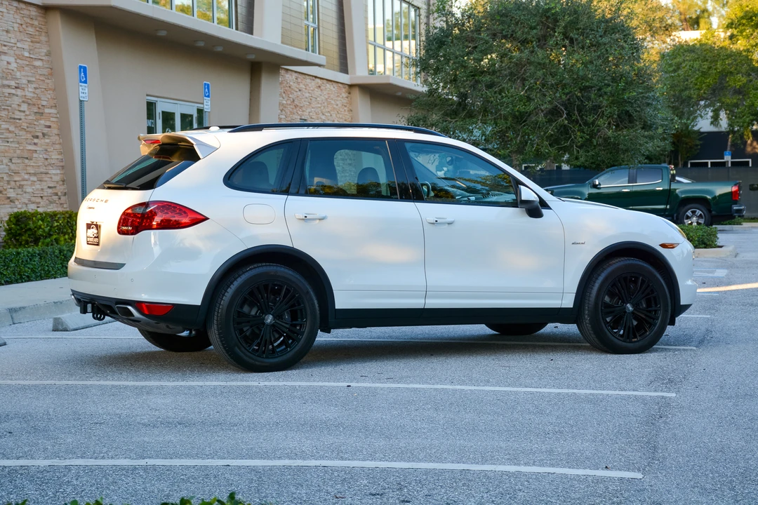 2014 Porsche 958 Cayenne Diesel - Image 10 of 31