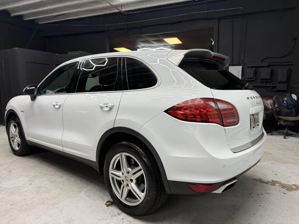 2014 Porsche 958 Cayenne Diesel - Image 28 of 31