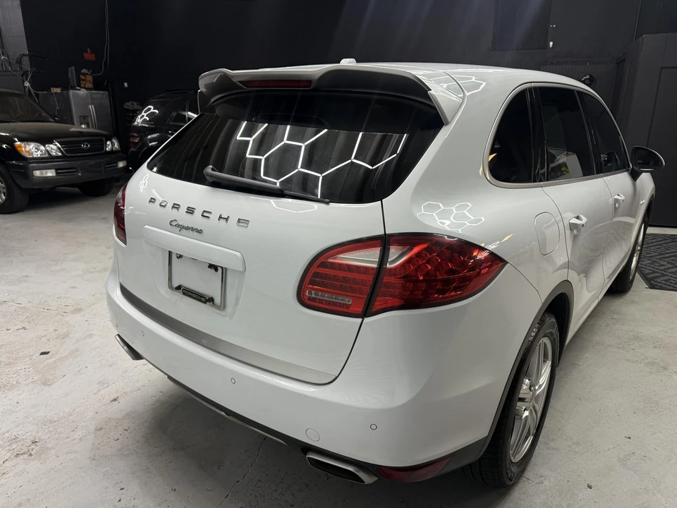 2014 Porsche 958 Cayenne Diesel - Image 22 of 31