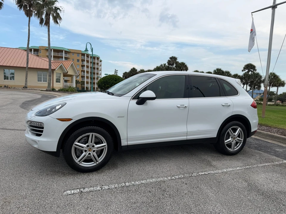 2014 Porsche 958 Cayenne Diesel - Image 6 of 31