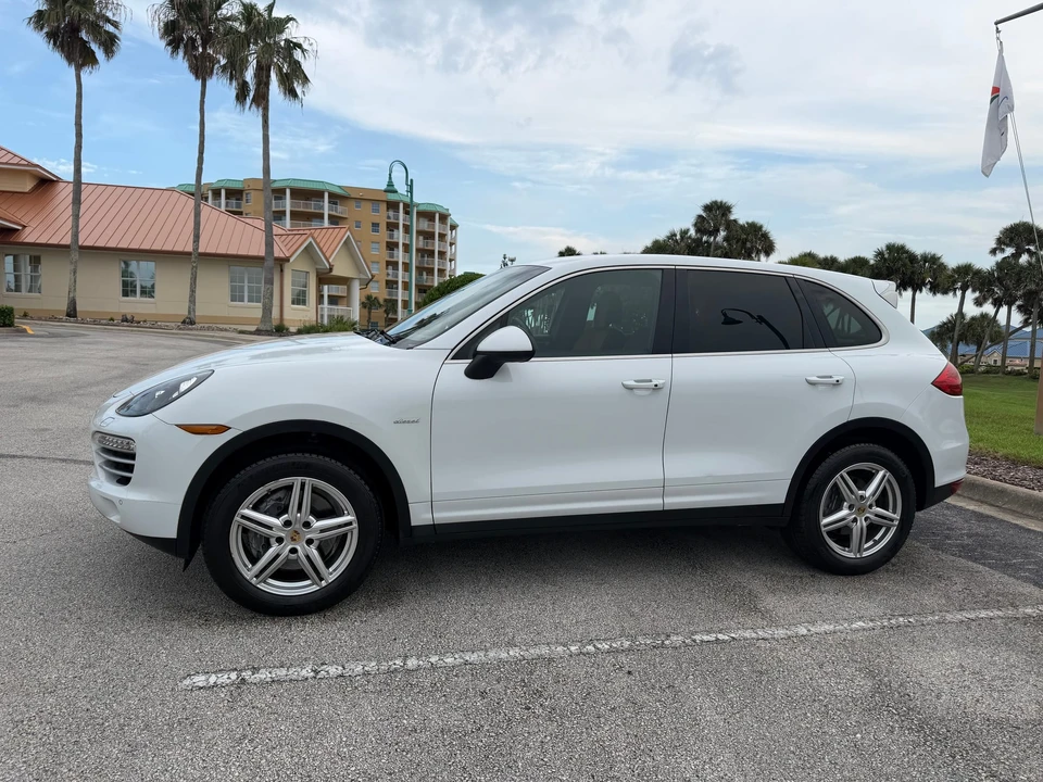 2014 Porsche 958 Cayenne Diesel - Image 7 of 31