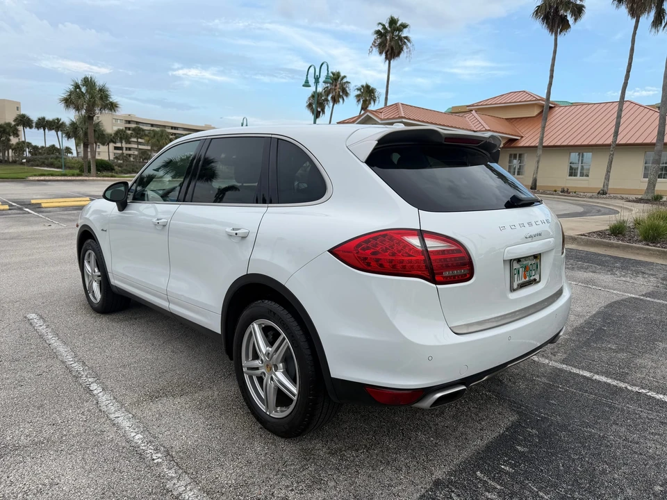 2014 Porsche 958 Cayenne Diesel - Image 19 of 31