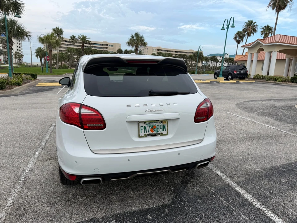 2014 Porsche 958 Cayenne Diesel - Image 24 of 31