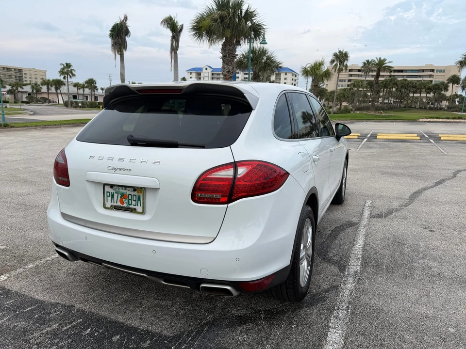 2014 Porsche 958 Cayenne Diesel - Image 29 of 31