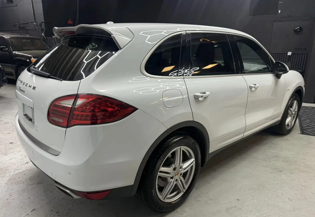 2014 Porsche 958 Cayenne Diesel - Image 16 of 31