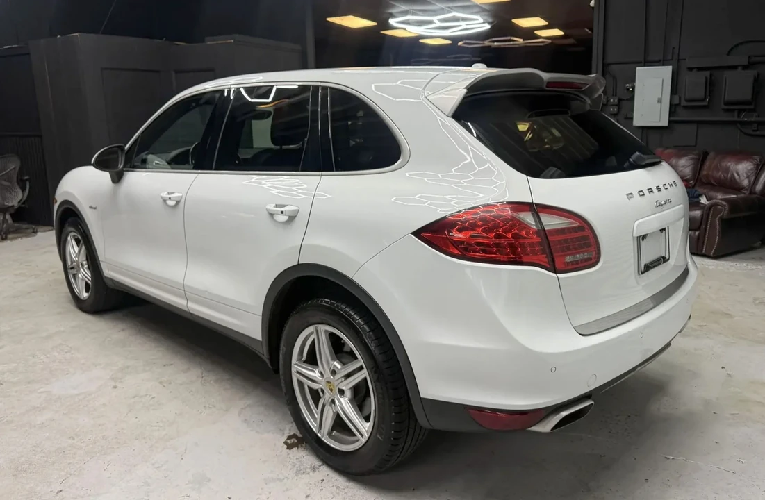 2014 Porsche 958 Cayenne Diesel - Image 10 of 31