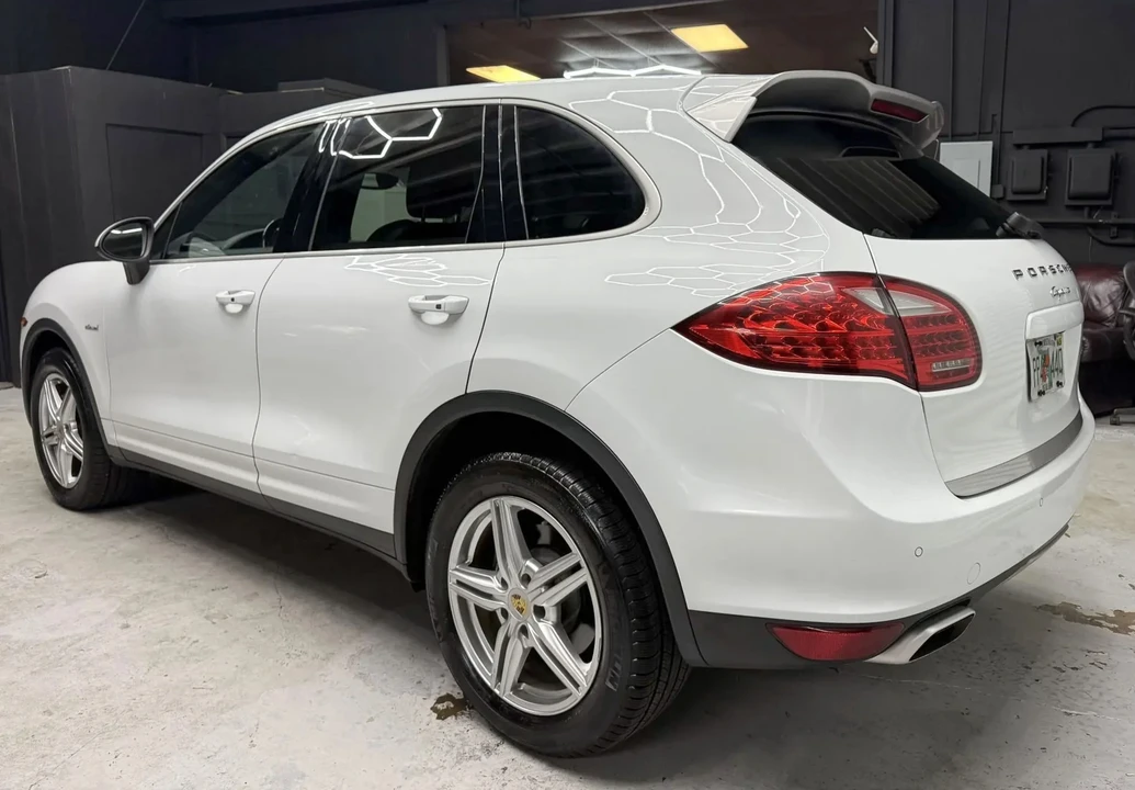 2014 Porsche 958 Cayenne Diesel - Image 9 of 31