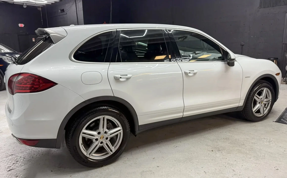 2014 Porsche 958 Cayenne Diesel - Image 17 of 31