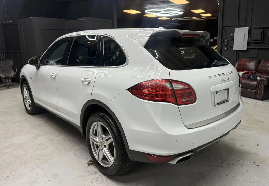 2014 Porsche 958 Cayenne Diesel - Image 11 of 31