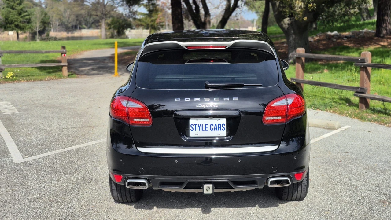 2014 Porsche 958 Cayenne Diesel - Image 15 of 31