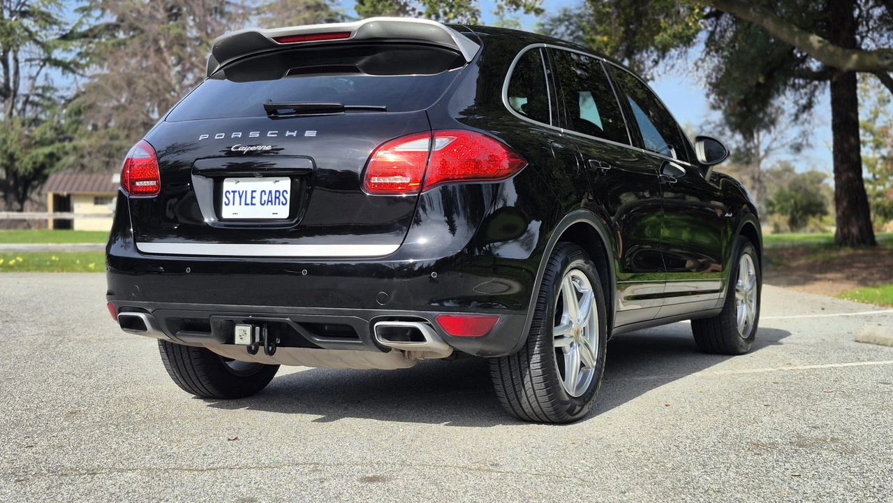 2014 Porsche 958 Cayenne Diesel - Image 20 of 31