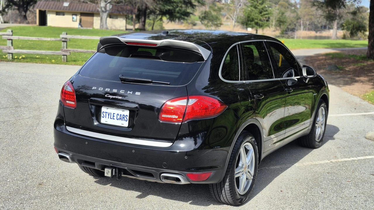 2014 Porsche 958 Cayenne Diesel - Image 18 of 31