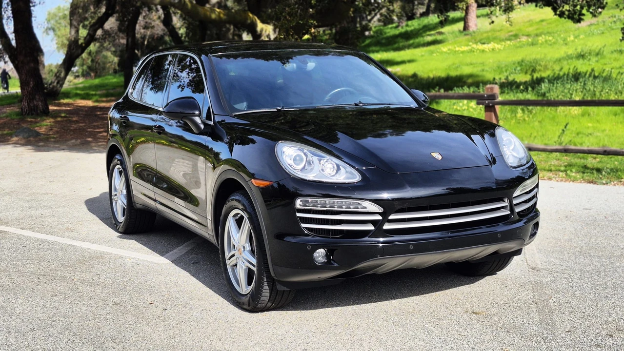2014 Porsche 958 Cayenne Diesel - Image 28 of 31