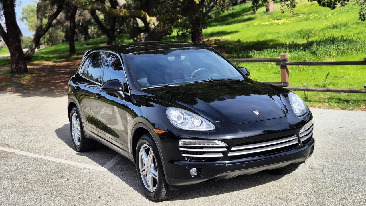 2014 Porsche 958 Cayenne Diesel - Image 27 of 31