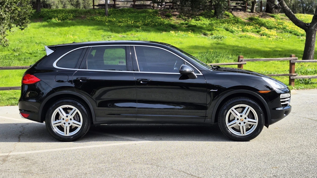2014 Porsche 958 Cayenne Diesel - Image 21 of 31