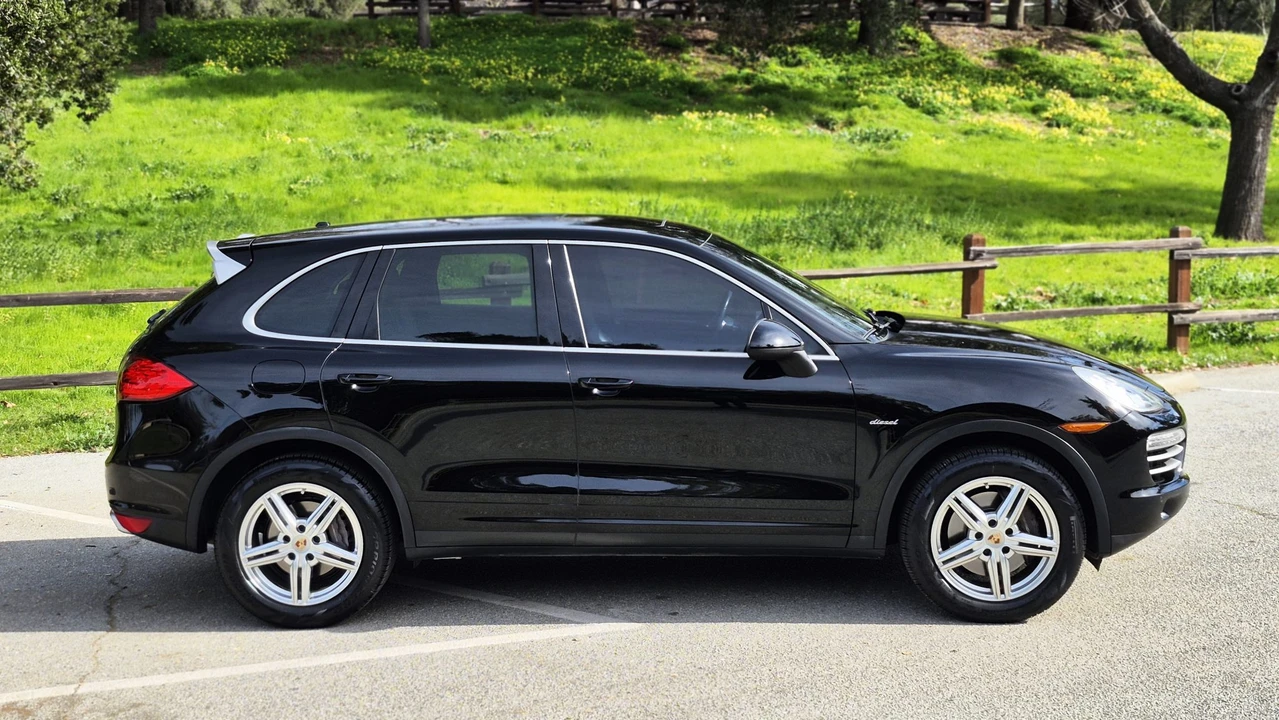 2014 Porsche 958 Cayenne Diesel - Image 23 of 31