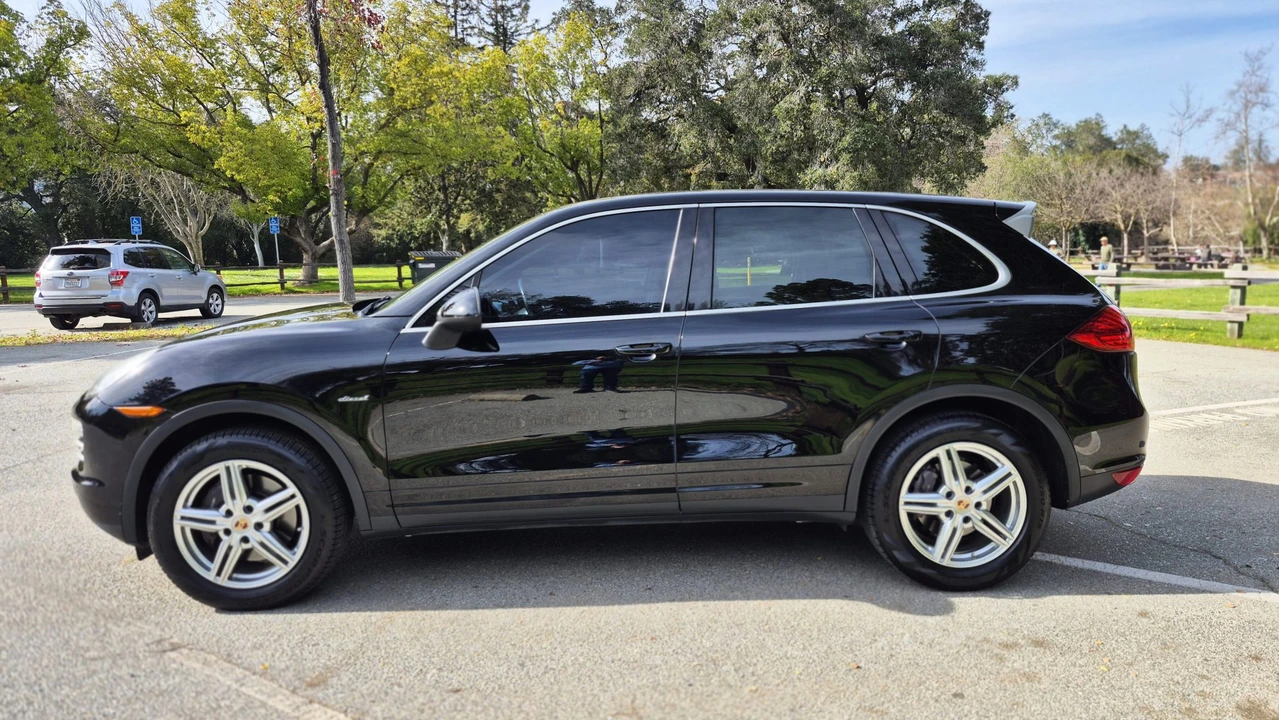 2014 Porsche 958 Cayenne Diesel - Image 9 of 31