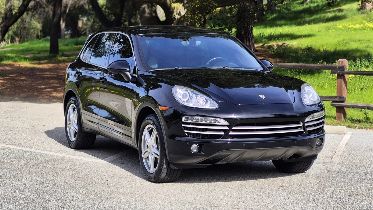 2014 Porsche 958 Cayenne Diesel - Image 25 of 31