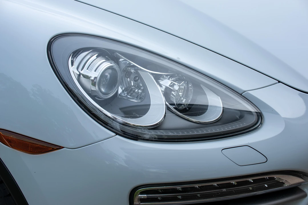 2014 Porsche 958 Cayenne Diesel - Image 11 of 31