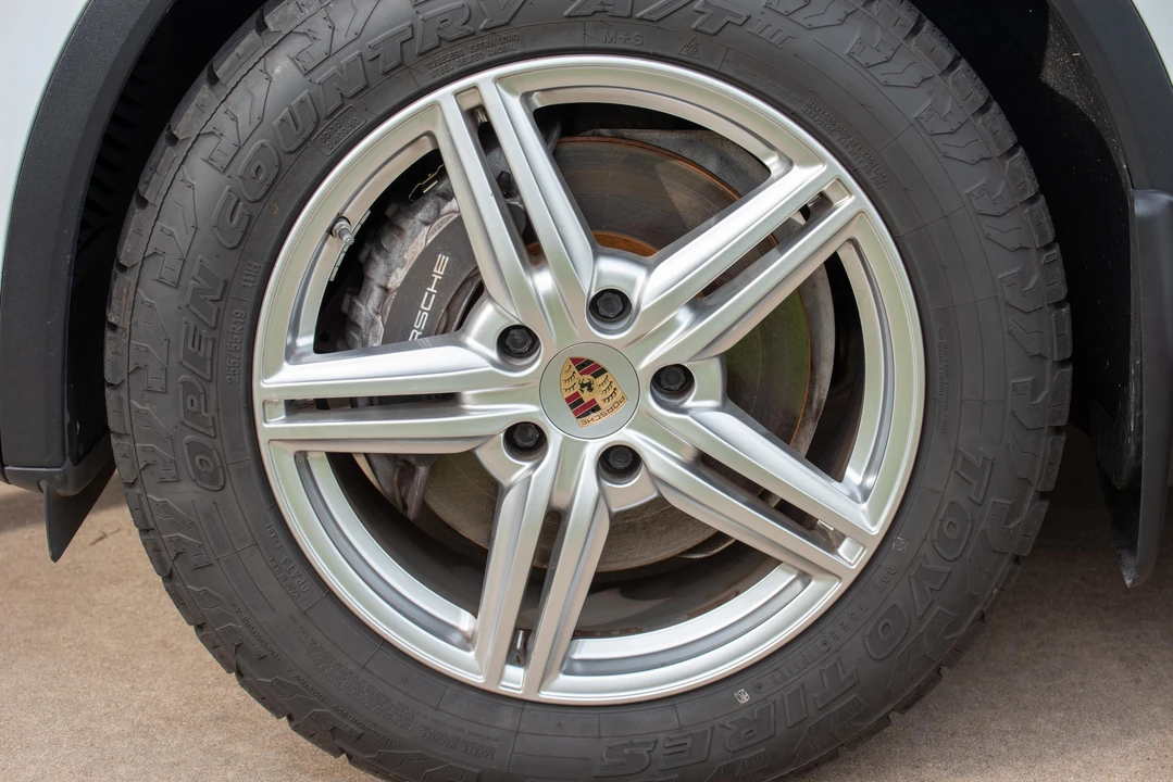 2014 Porsche 958 Cayenne Diesel - Image 27 of 31