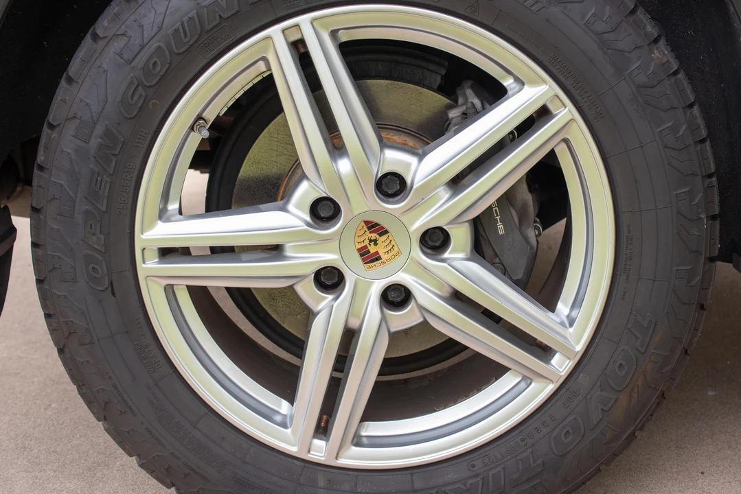 2014 Porsche 958 Cayenne Diesel - Image 26 of 31