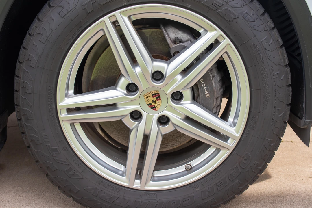 2014 Porsche 958 Cayenne Diesel - Image 24 of 31