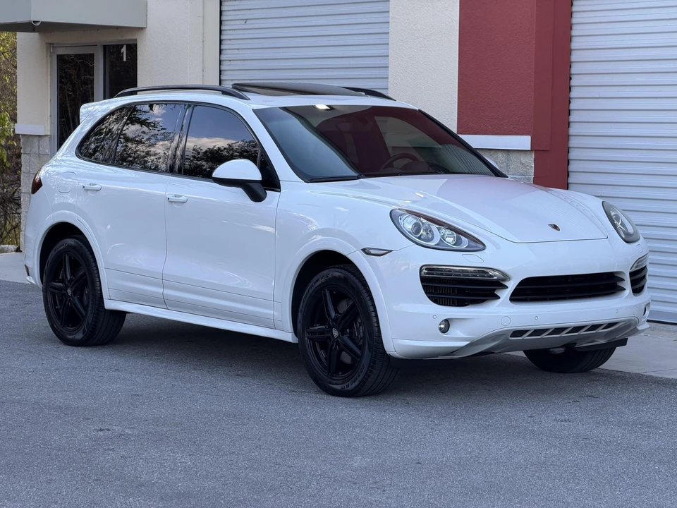 2014 Porsche 958 Cayenne Diesel - Image 9 of 31