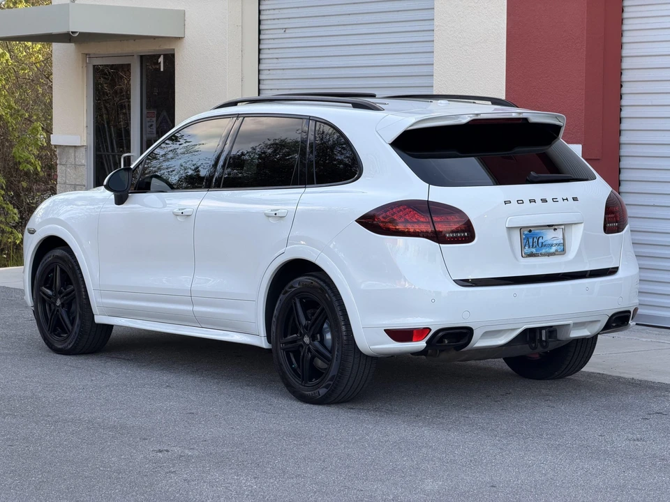 2014 Porsche 958 Cayenne Diesel - Image 20 of 31