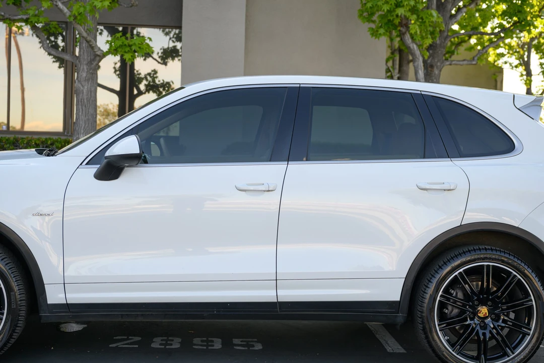 2014 Porsche 958 Cayenne Diesel - Image 24 of 31