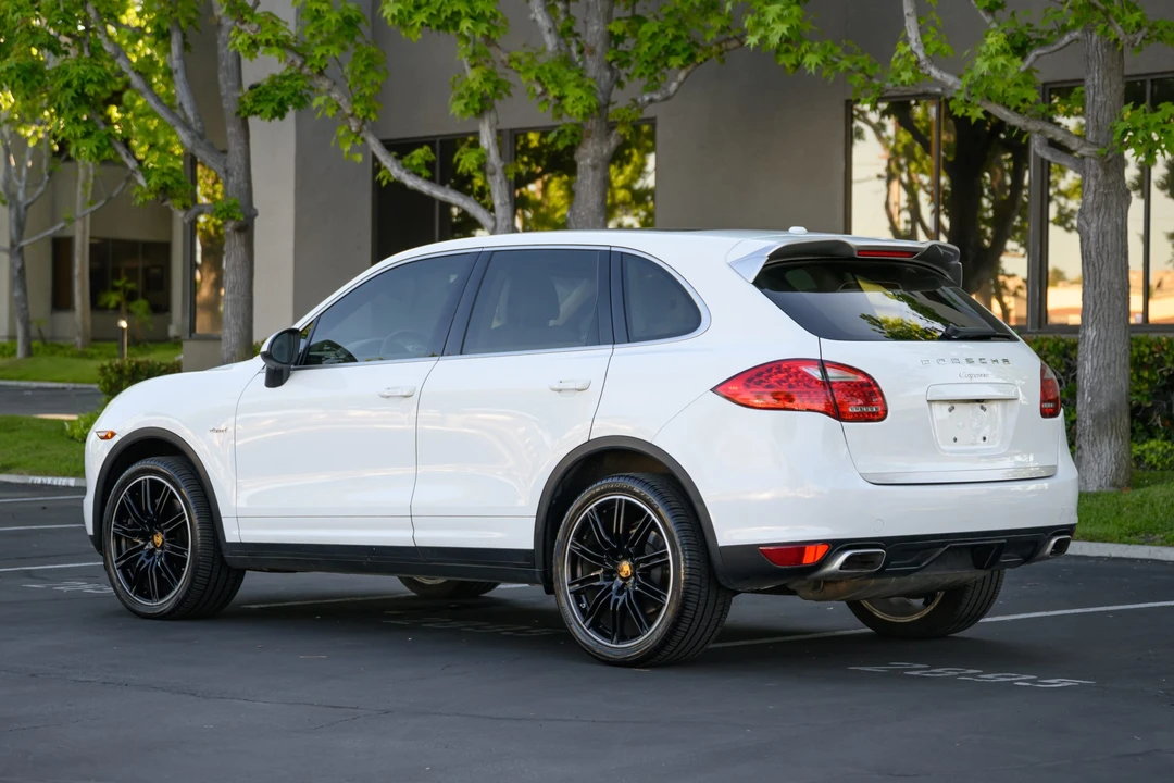 2014 Porsche 958 Cayenne Diesel - Image 7 of 31