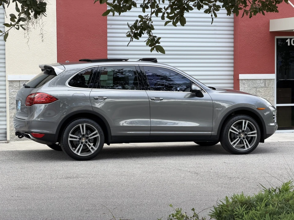 2014 Porsche 958 Cayenne Diesel - Image 18 of 31