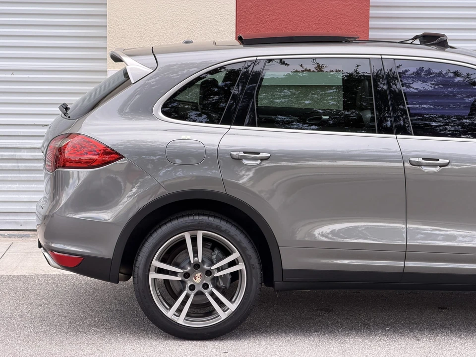 2014 Porsche 958 Cayenne Diesel - Image 28 of 31