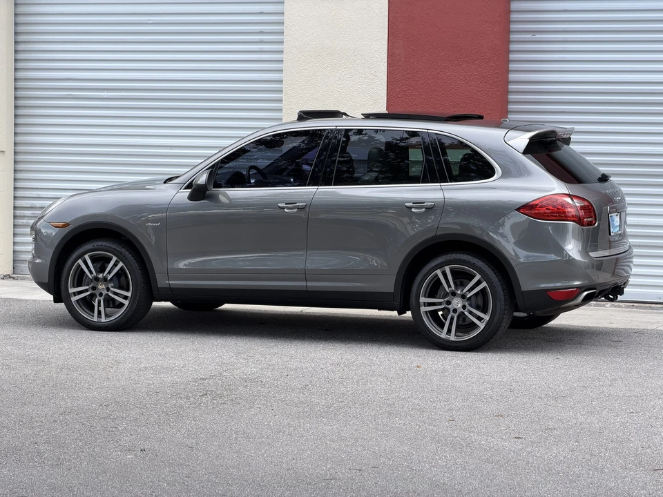 2014 Porsche 958 Cayenne Diesel - Image 10 of 31