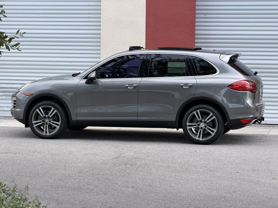 2014 Porsche 958 Cayenne Diesel - Image 9 of 31