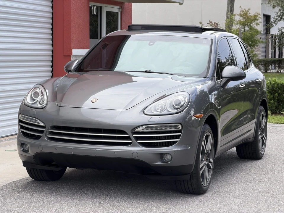 2014 Porsche 958 Cayenne Diesel - Image 2 of 31
