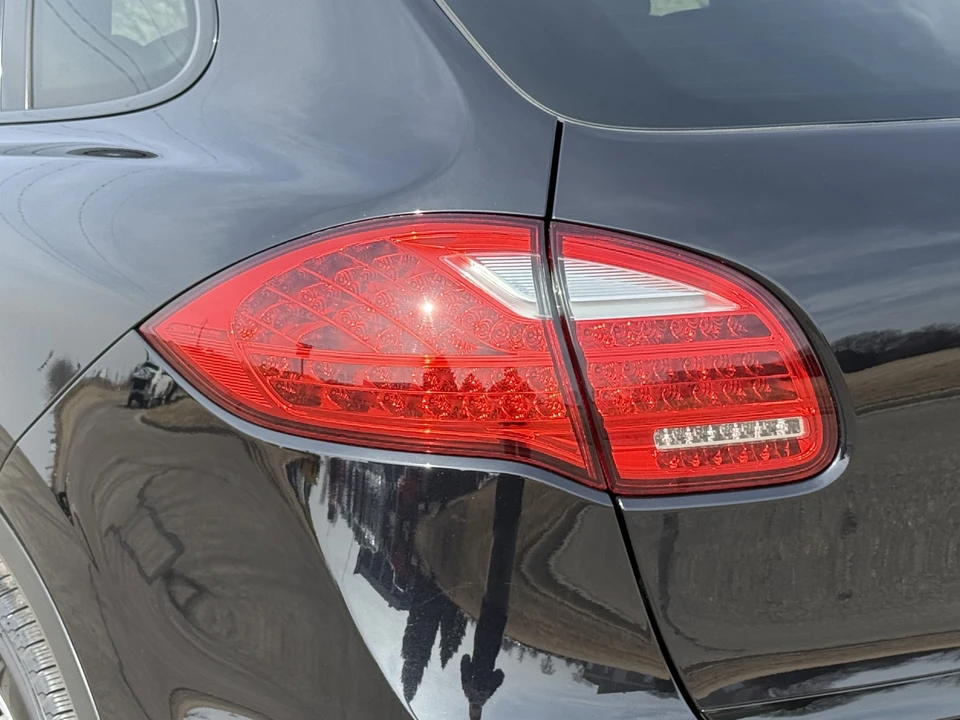 2014 Porsche 958 Cayenne Diesel - Image 28 of 31