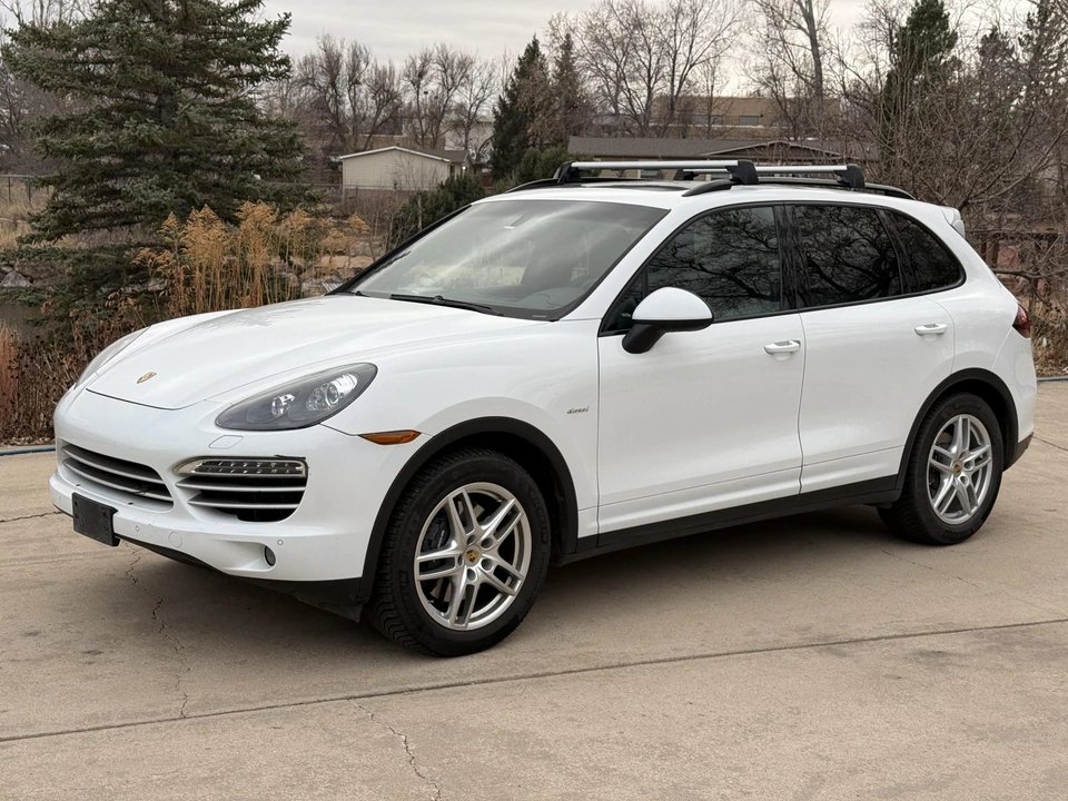 2014 Porsche 958 Cayenne Diesel - Image 2 of 31