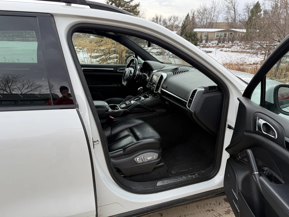 2014 Porsche 958 Cayenne Diesel - Image 30 of 31