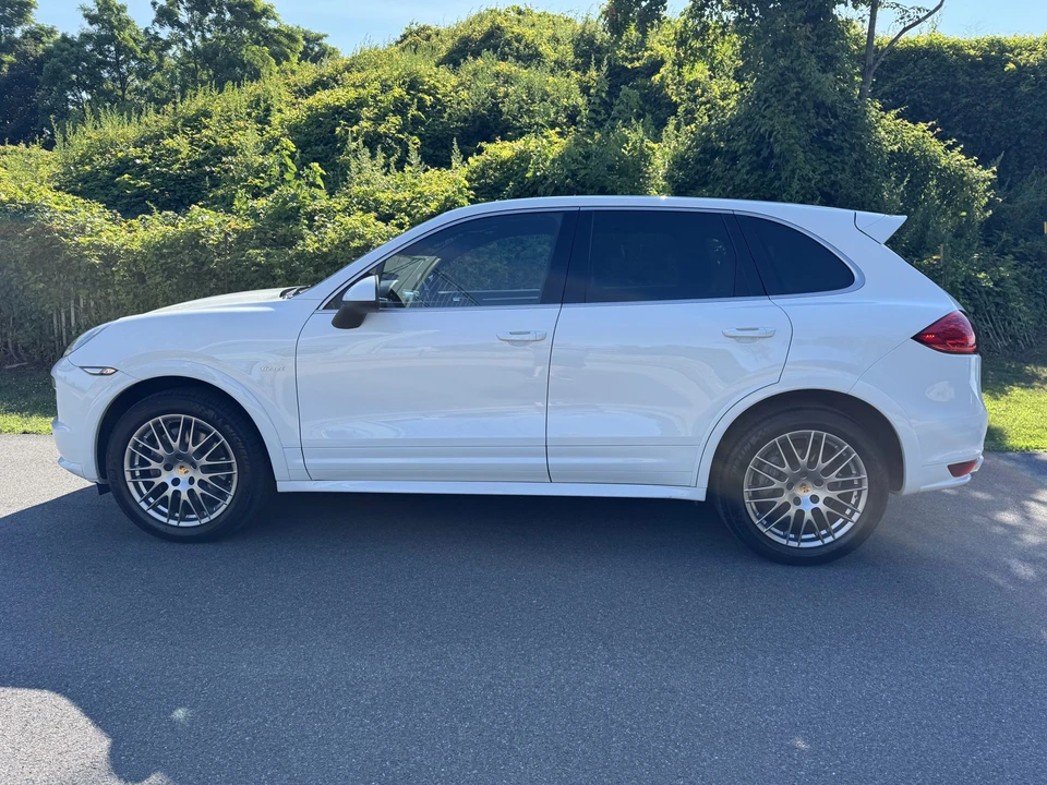 2014 Porsche 958 Cayenne Diesel - Image 4 of 31