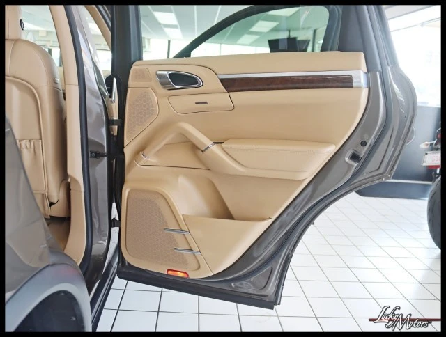 2014 Porsche 958 Cayenne Diesel - Image 30 of 31