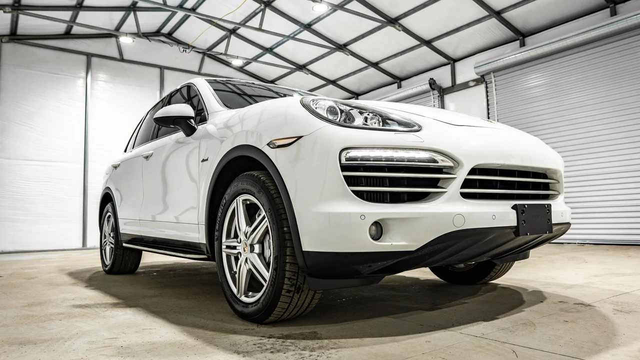 2014 Porsche 958 Cayenne Diesel - Image 12 of 31