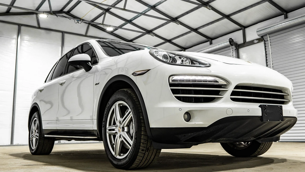 2014 Porsche 958 Cayenne Diesel - Image 11 of 31