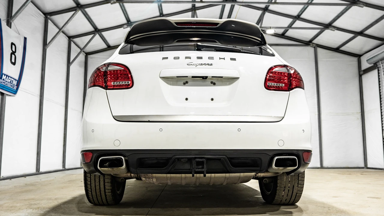 2014 Porsche 958 Cayenne Diesel - Image 29 of 31