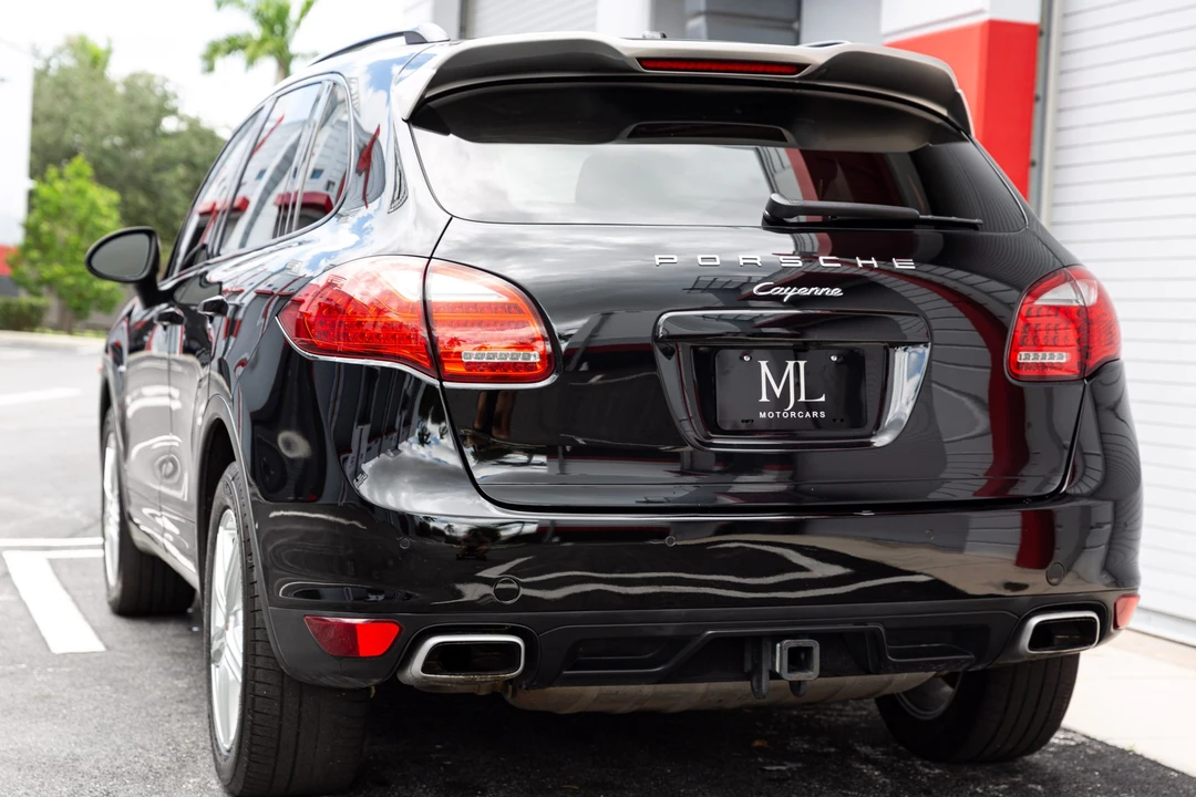 2014 Porsche 958 Cayenne Diesel - Image 16 of 31